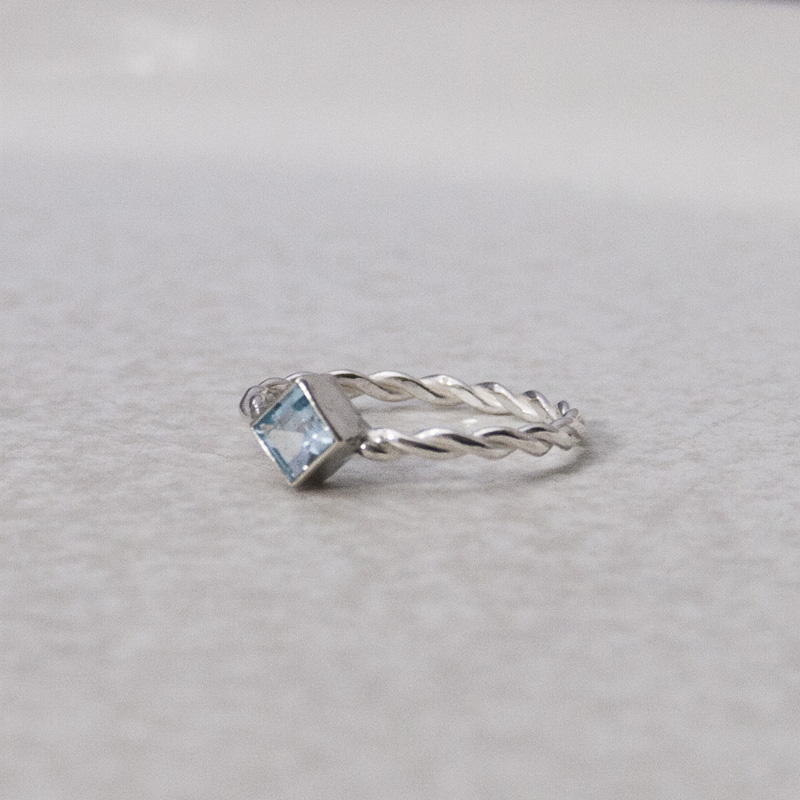 SILVER RING WITH SQUARE BLUE TOPAZ, SIZE 16