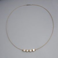 ZOETWATER PARELKETTING MET 14KT GOUDEN KRALEN