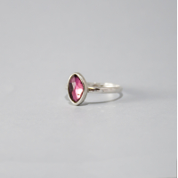 UNIEKE RING MET ROZE TOERMALIJN MAAT 16