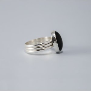 GROTE ZILVEREN RING MET ZWARTE ONYX