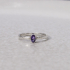 ZILVEREN RING MET OVALE PAARSE AMETHIST MAAT 16.5